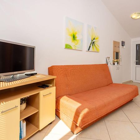 Apartments Petak Драмал Екстериор снимка