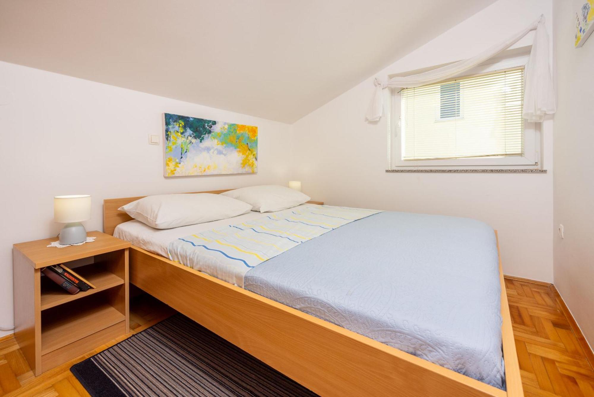 Apartments Petak Драмал Екстериор снимка