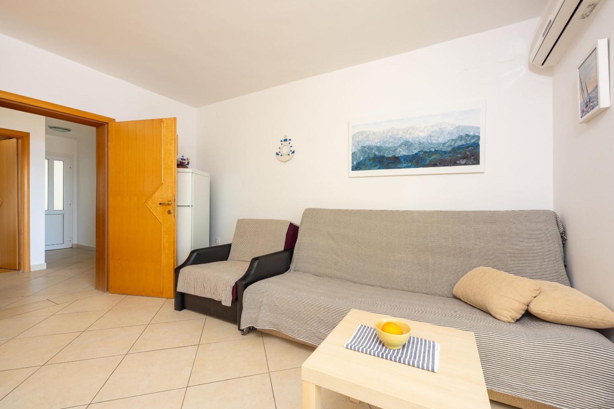 Apartments Petak Драмал Екстериор снимка
