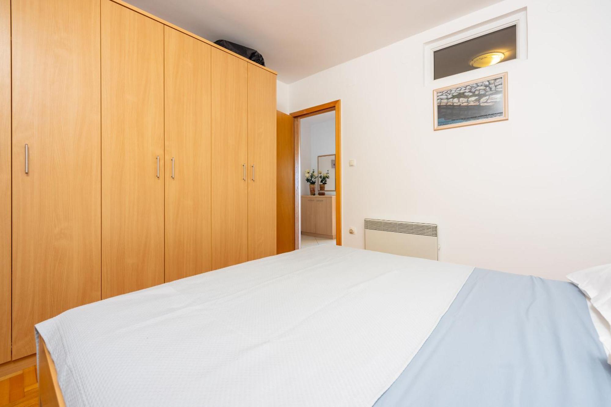 Apartments Petak Драмал Екстериор снимка